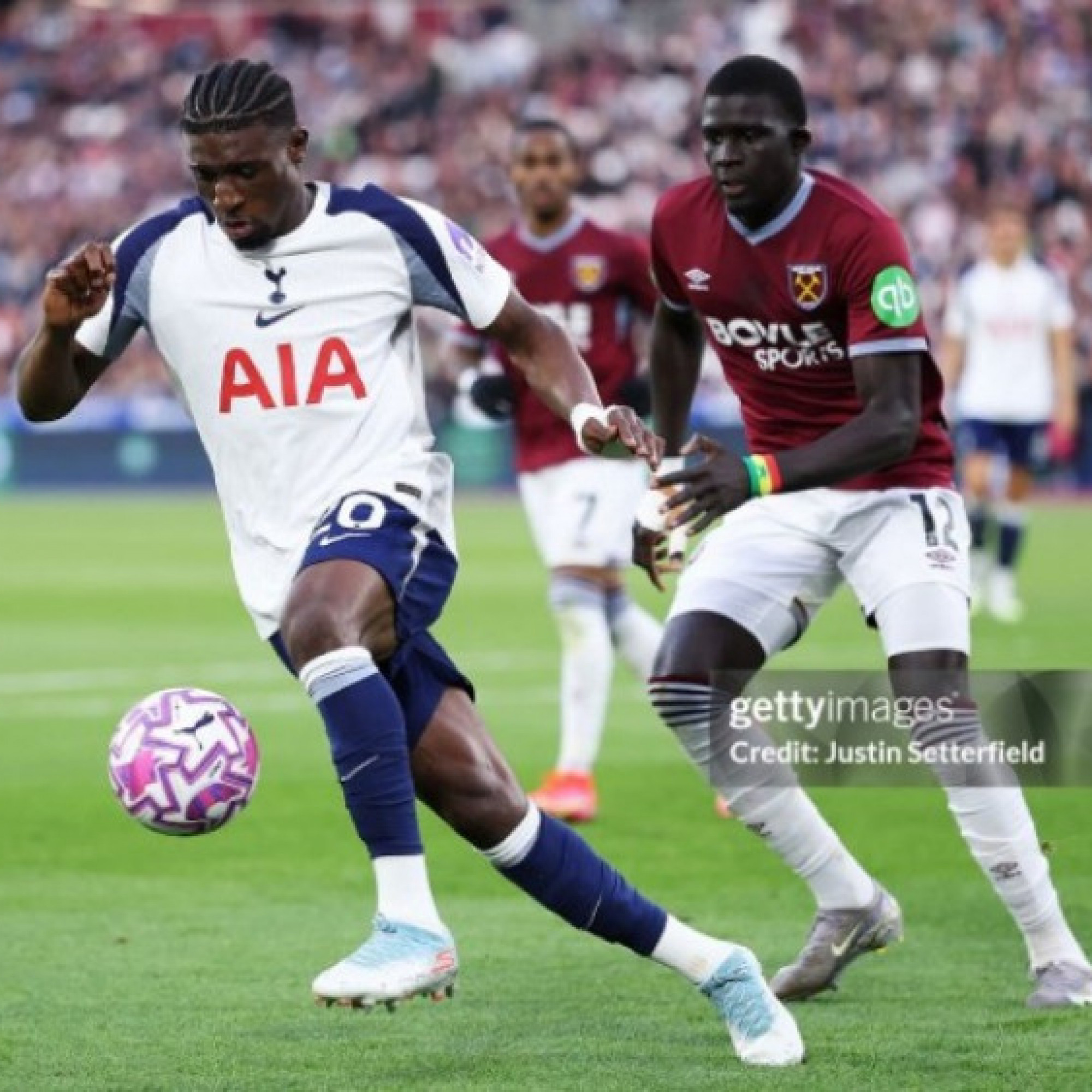  - Kết quả bóng đá West Ham - Tottenham: Hiệp hai tưng bừng, thẻ đỏ tai hại (Ngoại hạng Anh)