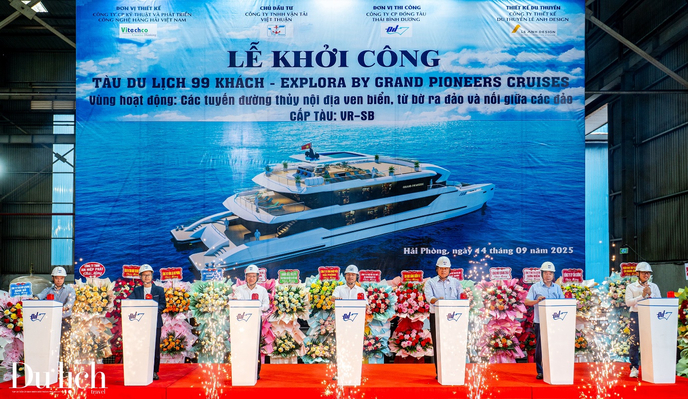 Việt Thuận khởi công đóng tàu 99 khách tham quan vịnh Hạ Long - 1