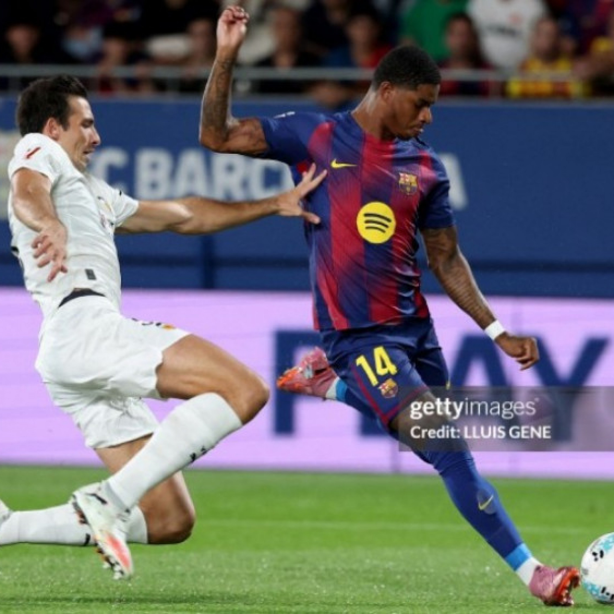  - Video bóng đá Barcelona - Valencia: Đại tiệc 6 bàn, hiệp hai bùng nổ (La Liga)