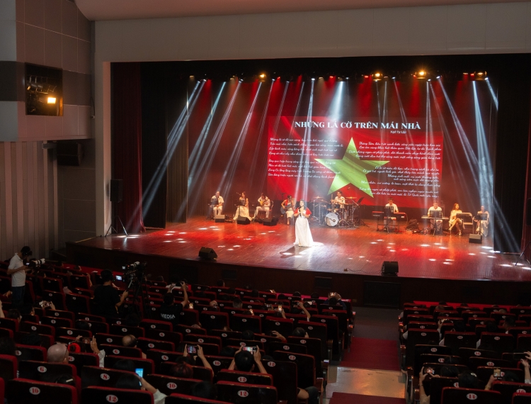 Dự án “Hành Trình Việt Nam“ tôn vinh văn hóa và đóng góp cho cộng đồng