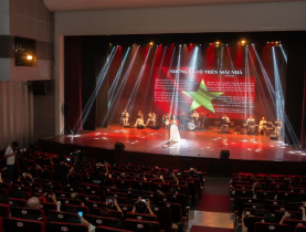  - Dự án "Hành Trình Việt Nam" tôn vinh văn hóa và đóng góp cho cộng đồng