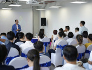 Startup nên chọn trải nghiệm, thay vì chỉ chú trọng hình thức