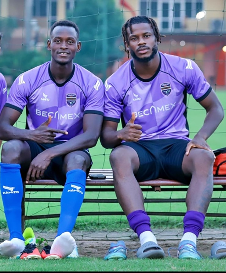 Bí ẩn 2 ngoại binh CLB Becamex TP.HCM “mất tích” trước vòng 4 V-League - 1
