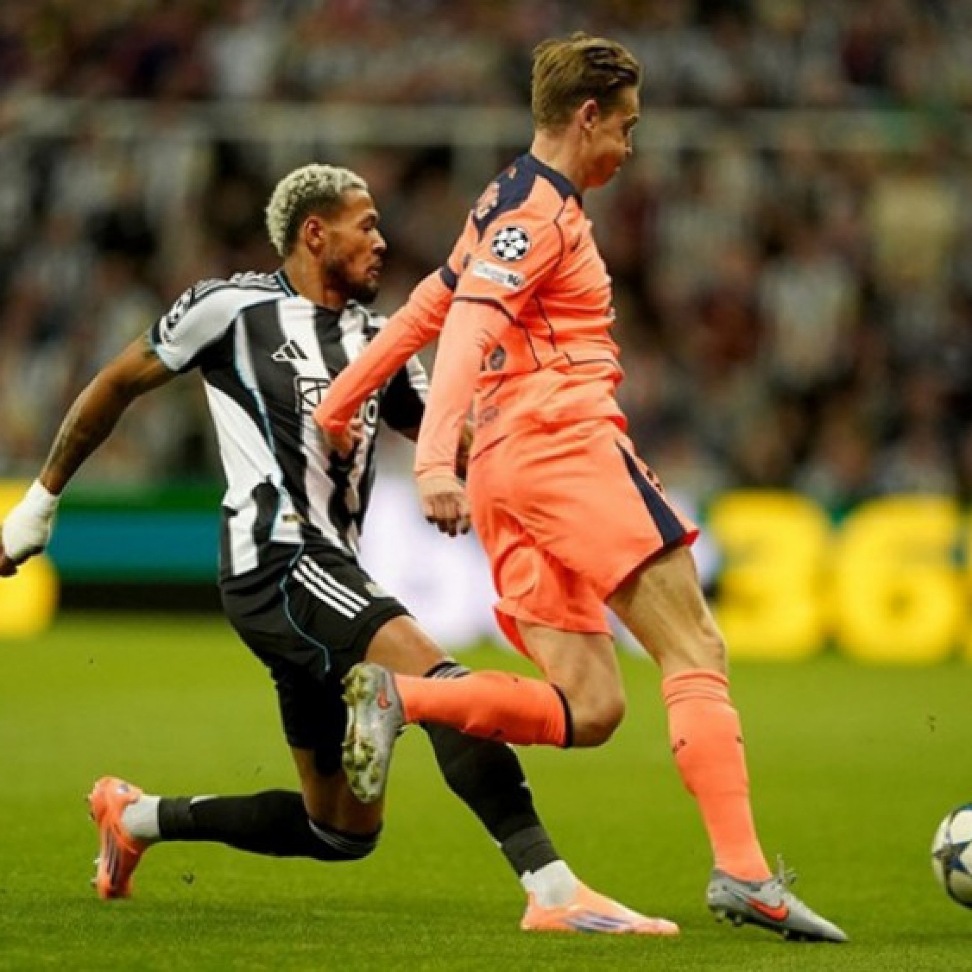  - Trực tiếp bóng đá Newcastle - Barcelona: Rashford mở tỷ số (Cúp C1)