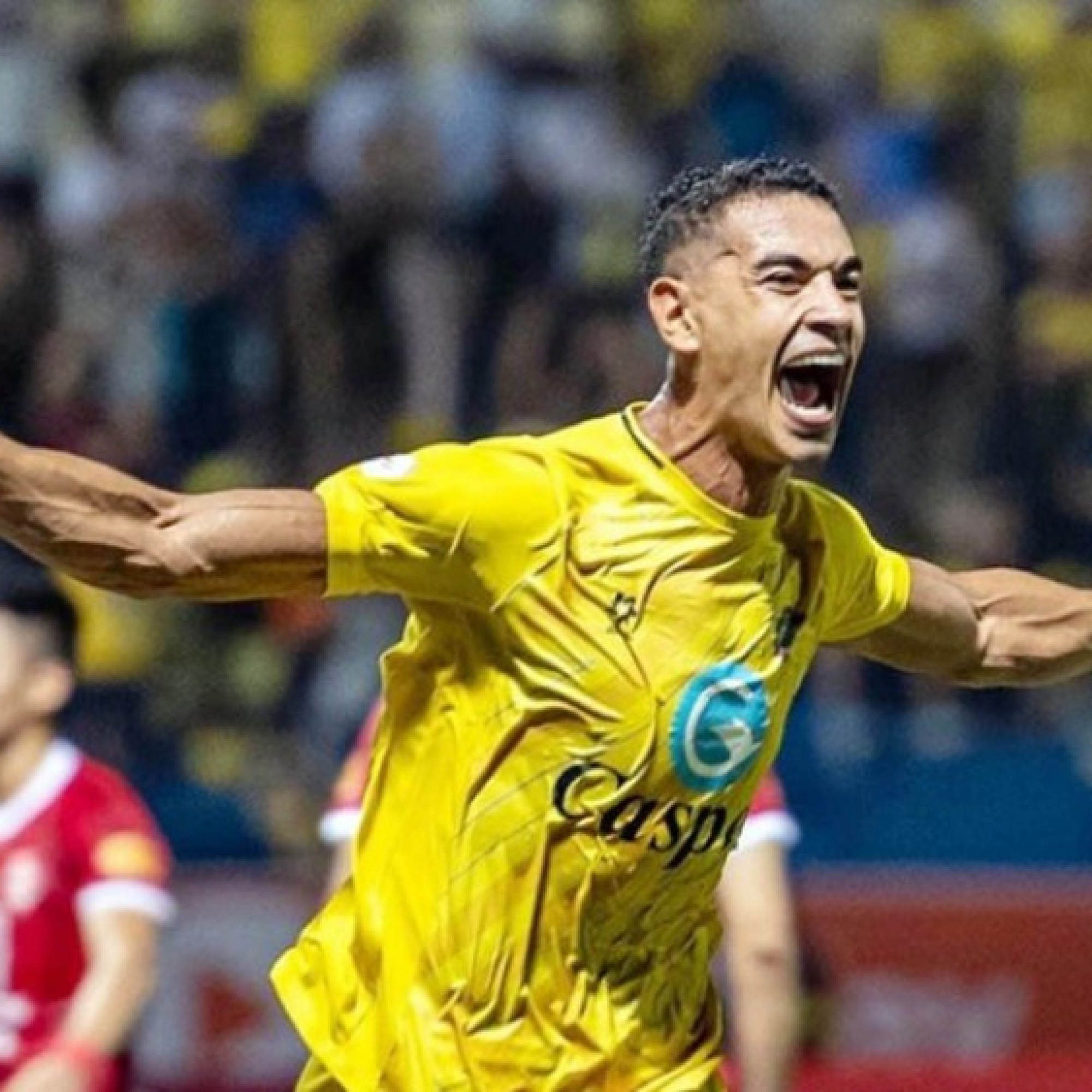  - Trung vệ Brazil được HLV Kim Sang Sik tiến cử nhập tịch, sẵn sàng khoác áo ĐT Việt Nam