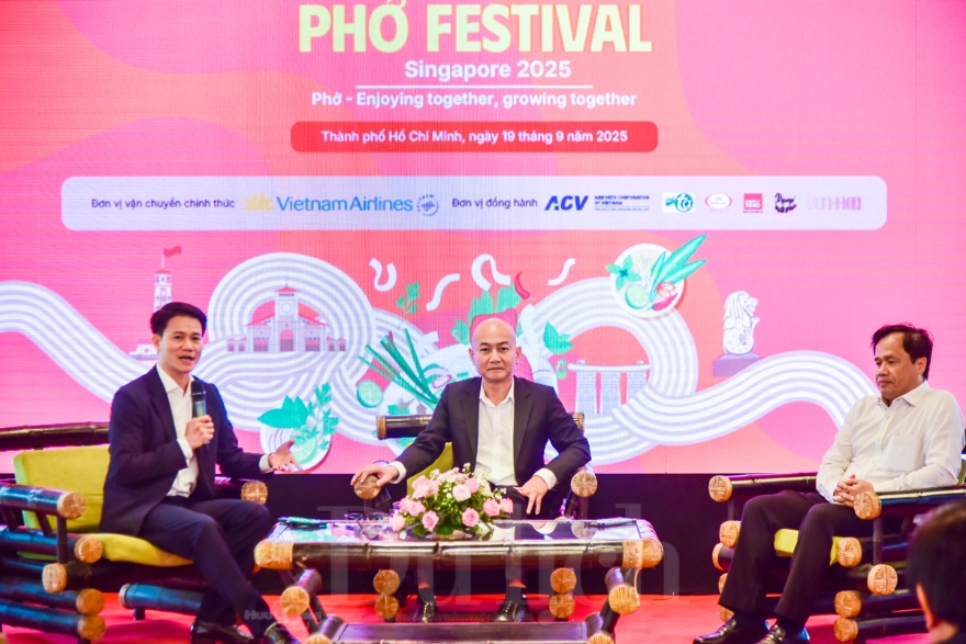 Đại sứ Hoa hồi vàng cùng phở chinh phục đảo quốc Sư tử - 4