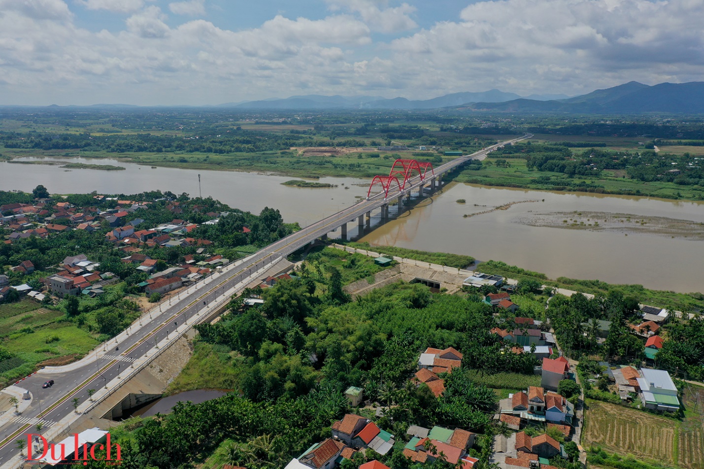 Cầu Phước Lộc - Dải lụa thơ mộng vắt ngang sông Trà Khúc - 1