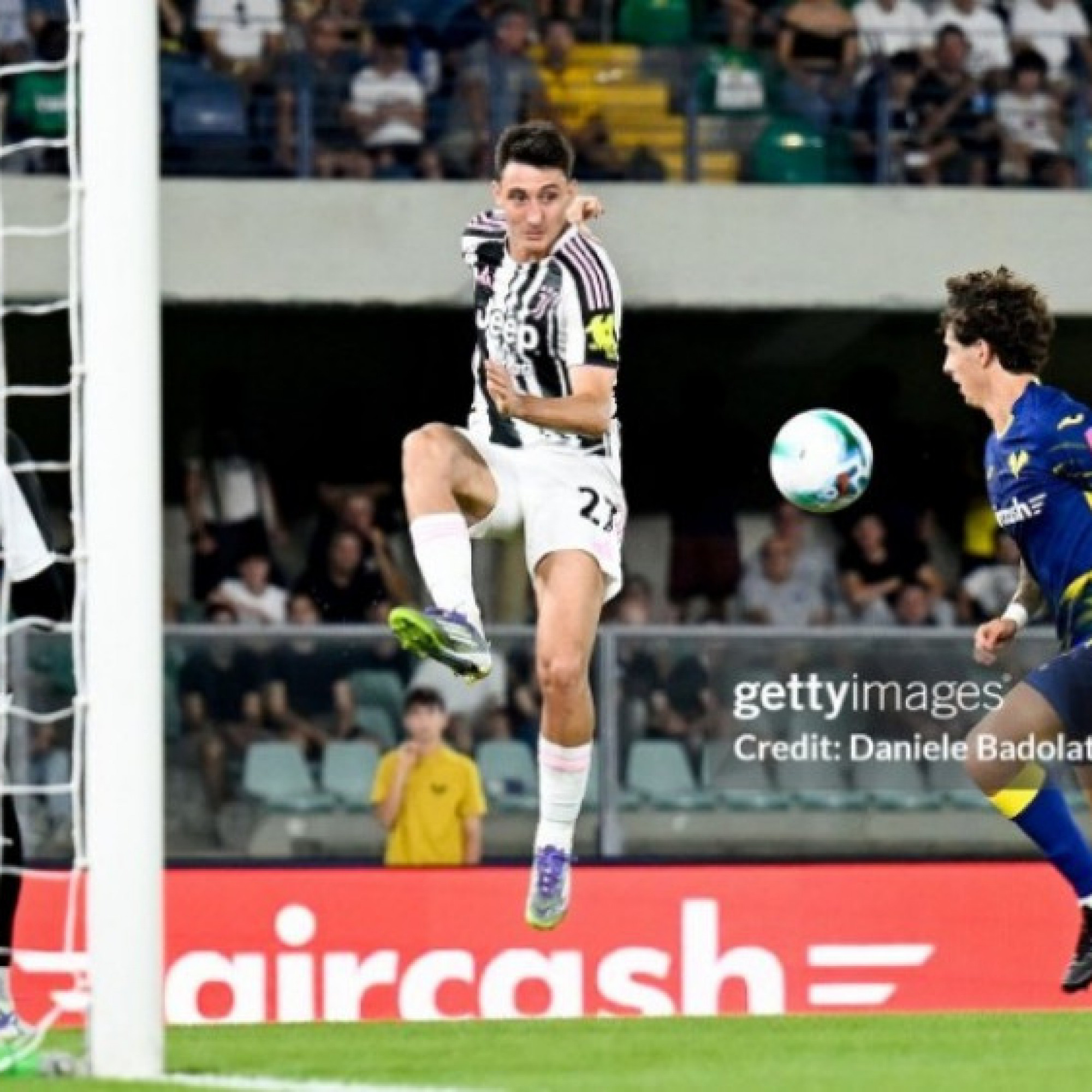  - Video bóng đá Verona - Juventus: Thoát hiểm nhờ VAR (Serie A)