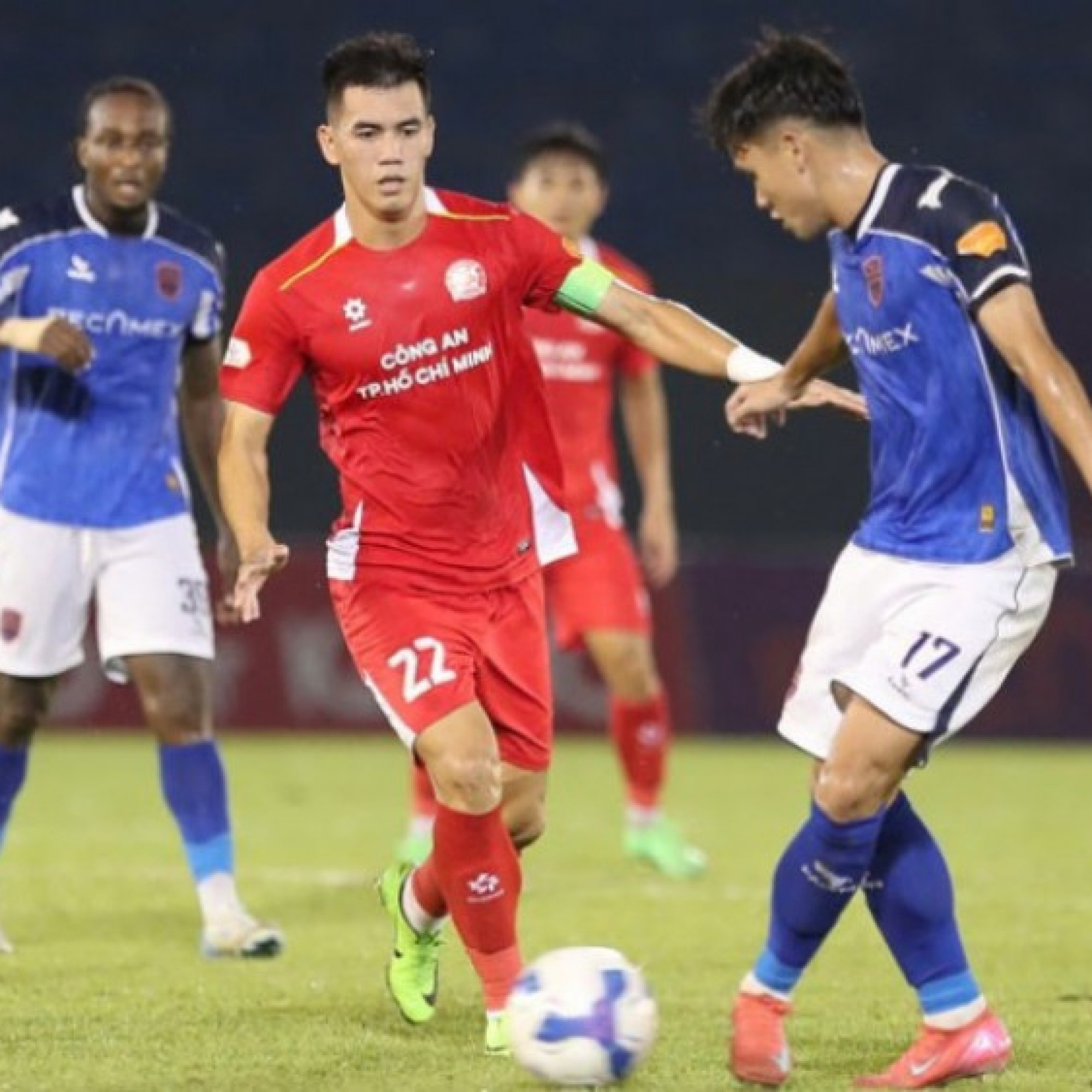  - Video bóng đá Becamex TP.HCM - Công an TP.HCM: Điểm nhấn Tiến Linh, 4 bàn tưng bừng (V-League)