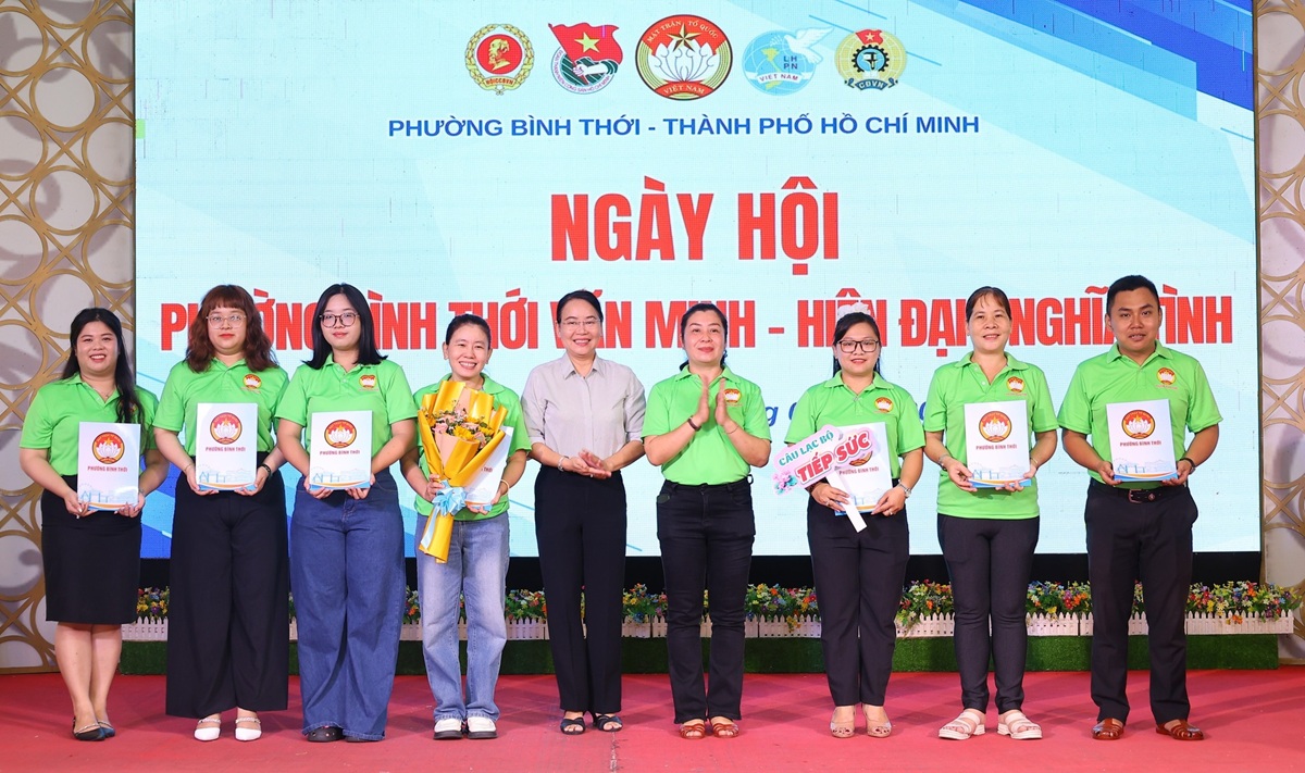 TP.HCM bước vào đợt 2 chuỗi hoạt động “Ngày hội non sông - Dân tộc kết đoàn” - 3