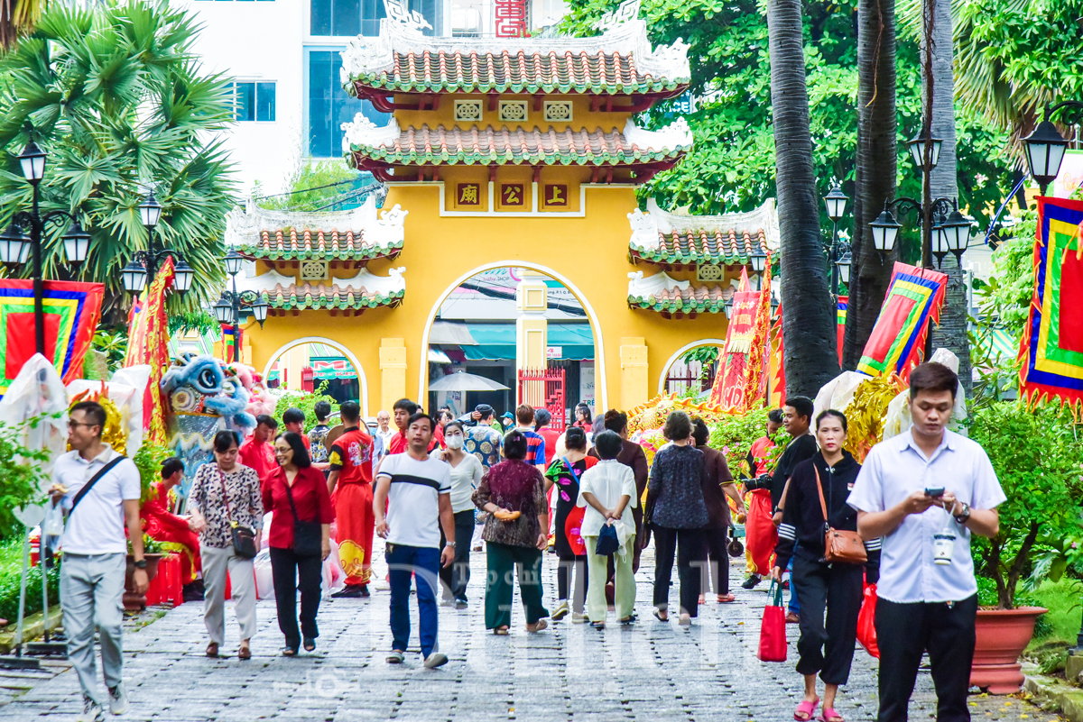 Người dân phương Nam thành kính tưởng nhớ Đức Tả quân Lê Văn Duyệt - 5