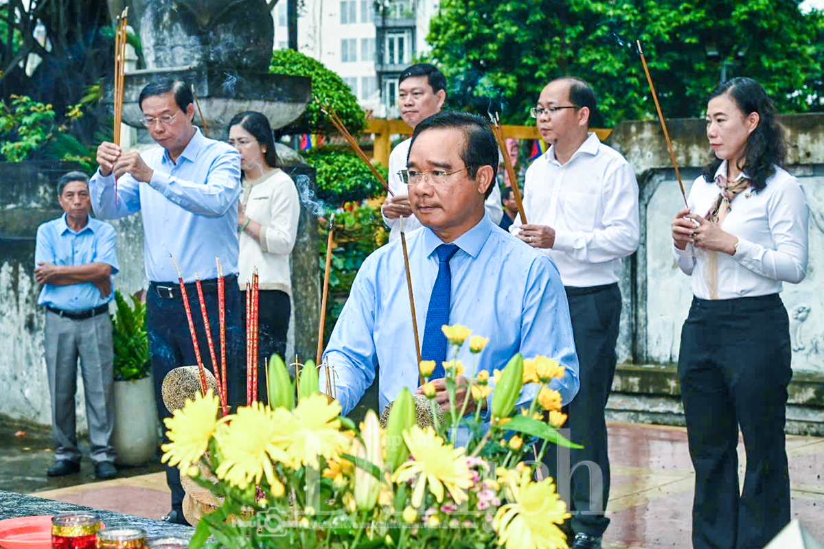 Người dân phương Nam thành kính tưởng nhớ Đức Tả quân Lê Văn Duyệt - 3