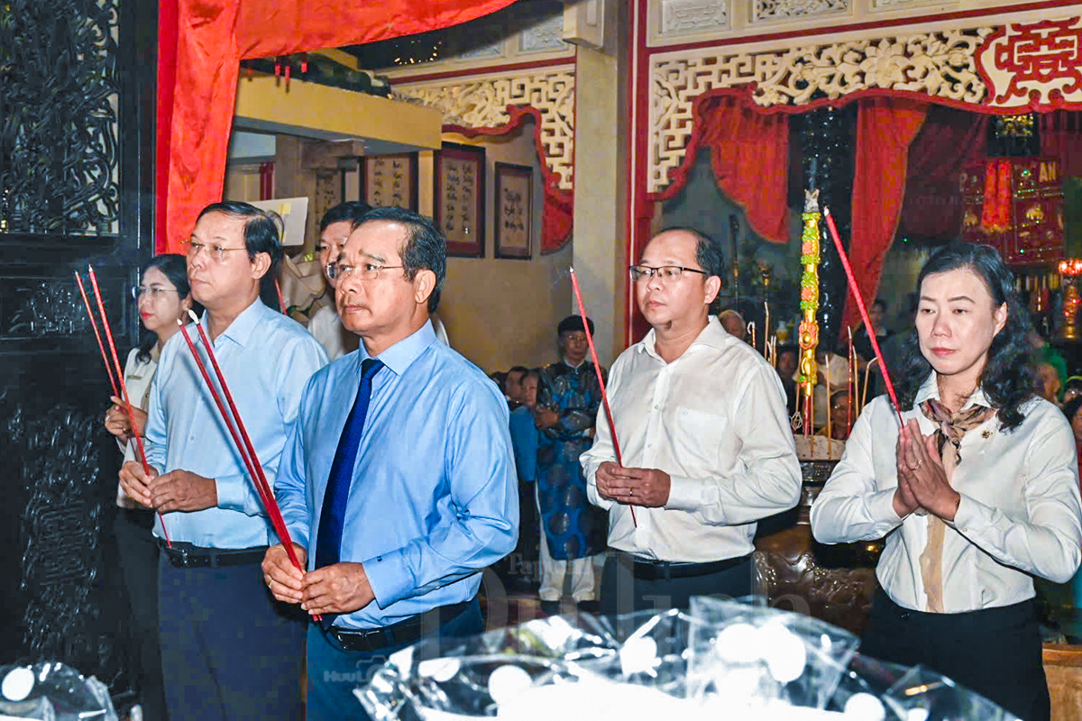 Người dân phương Nam thành kính tưởng nhớ Đức Tả quân Lê Văn Duyệt - 1