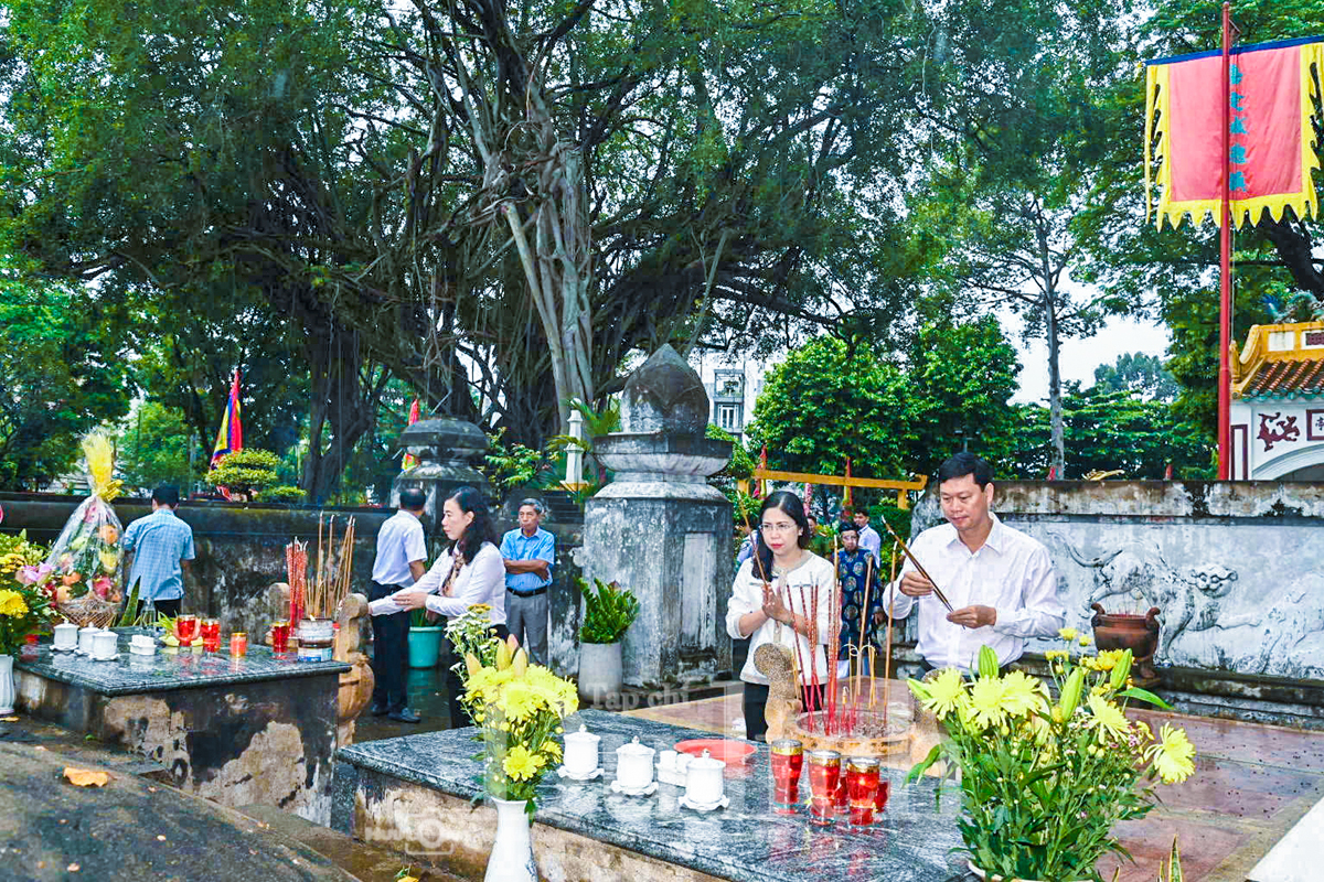 Người dân phương Nam thành kính tưởng nhớ Đức Tả quân Lê Văn Duyệt - 6