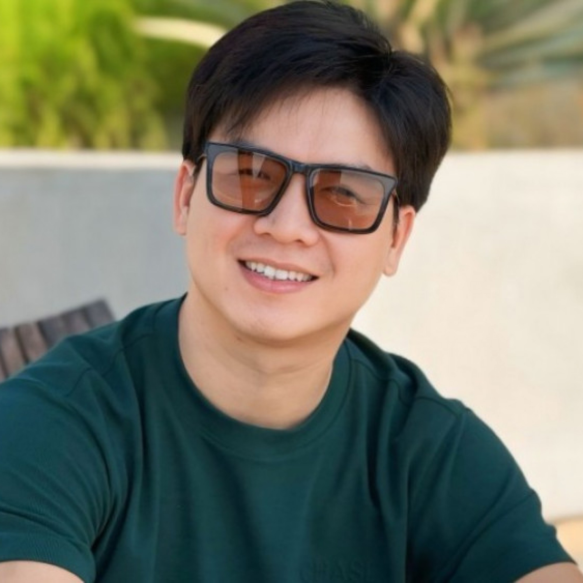  - Nguyễn Hoài Linh - người đứng sau kênh nấu ăn triệu view của diễn viên Huỳnh Anh Tuấn