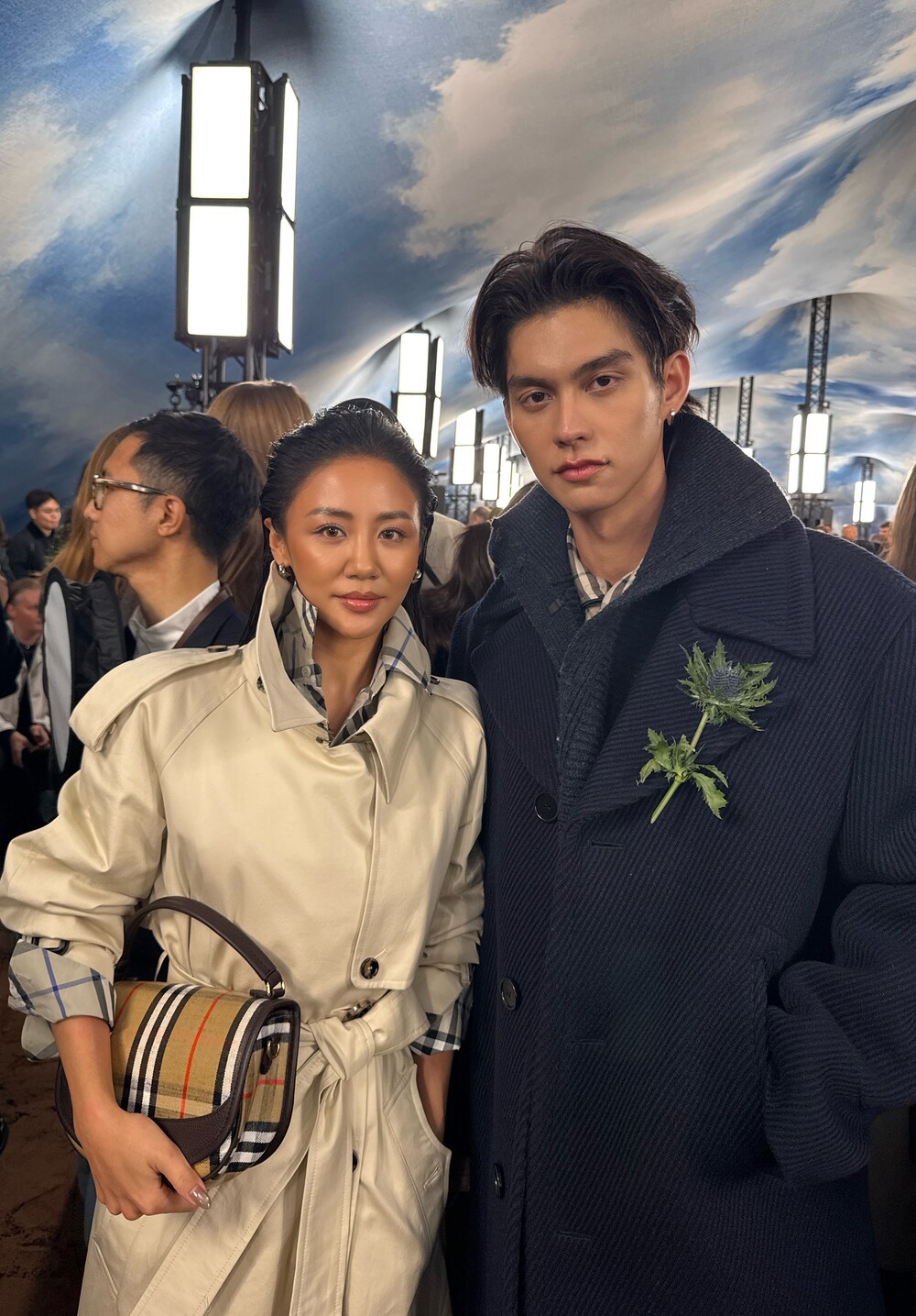 Văn Mai Hương gặp gỡ Trương Tịnh Nghi, Seungmin, Bright… tại London Fashion Week - 4
