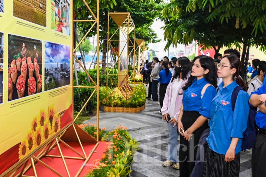 Triển lãm ảnh những trang sử vàng son ‘Thành đồng Tổ quốc’ nhân kỷ niệm 80 năm Ngày Nam Bộ kháng chiến - 6