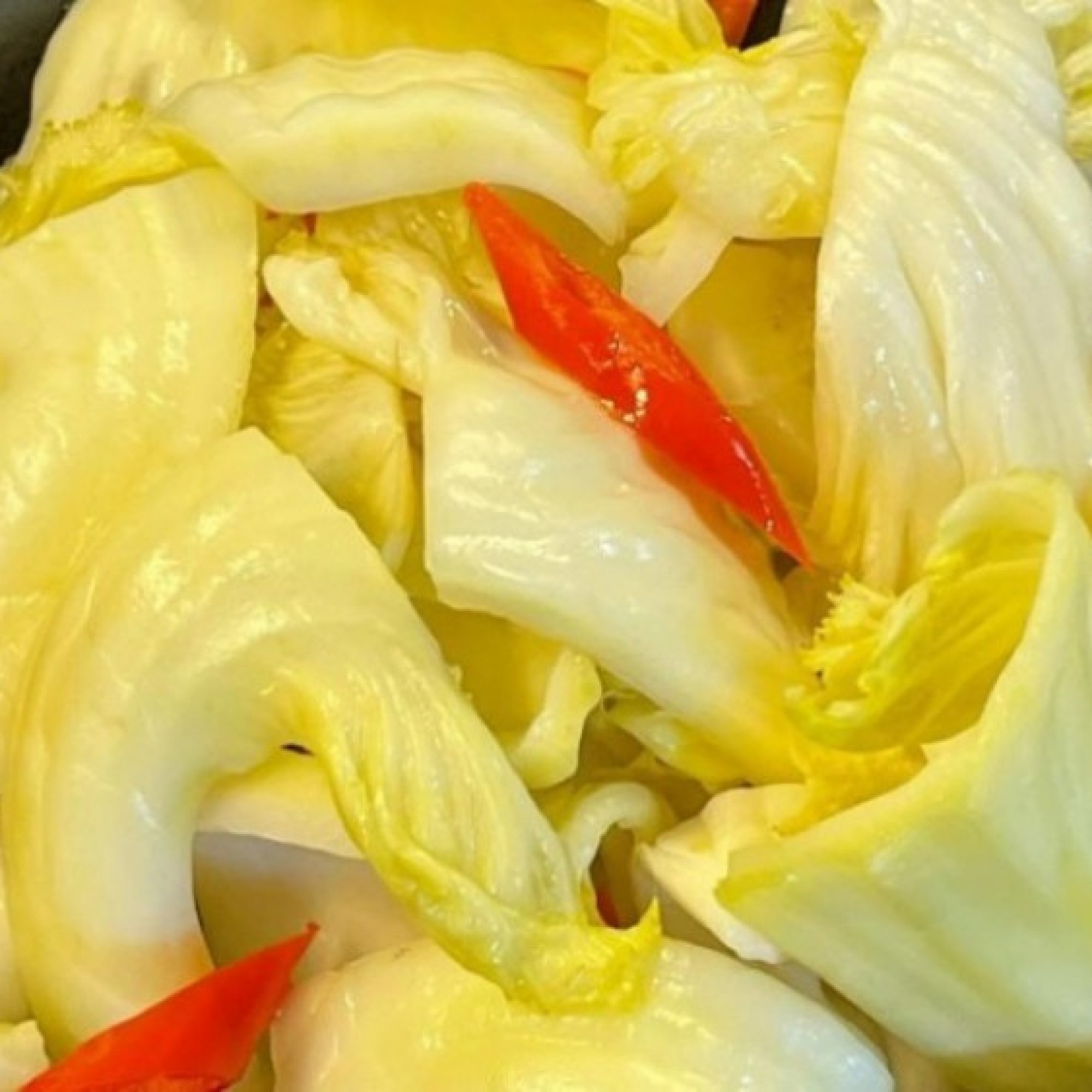 - Mẹo muối dưa vàng ruộm, không nổi váng, người vụng mấy cũng làm được