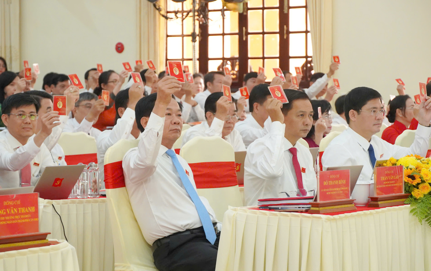 100% đại biểu dự phiên trù bị Đại hội Đảng bộ TP Cần Thơ - 5