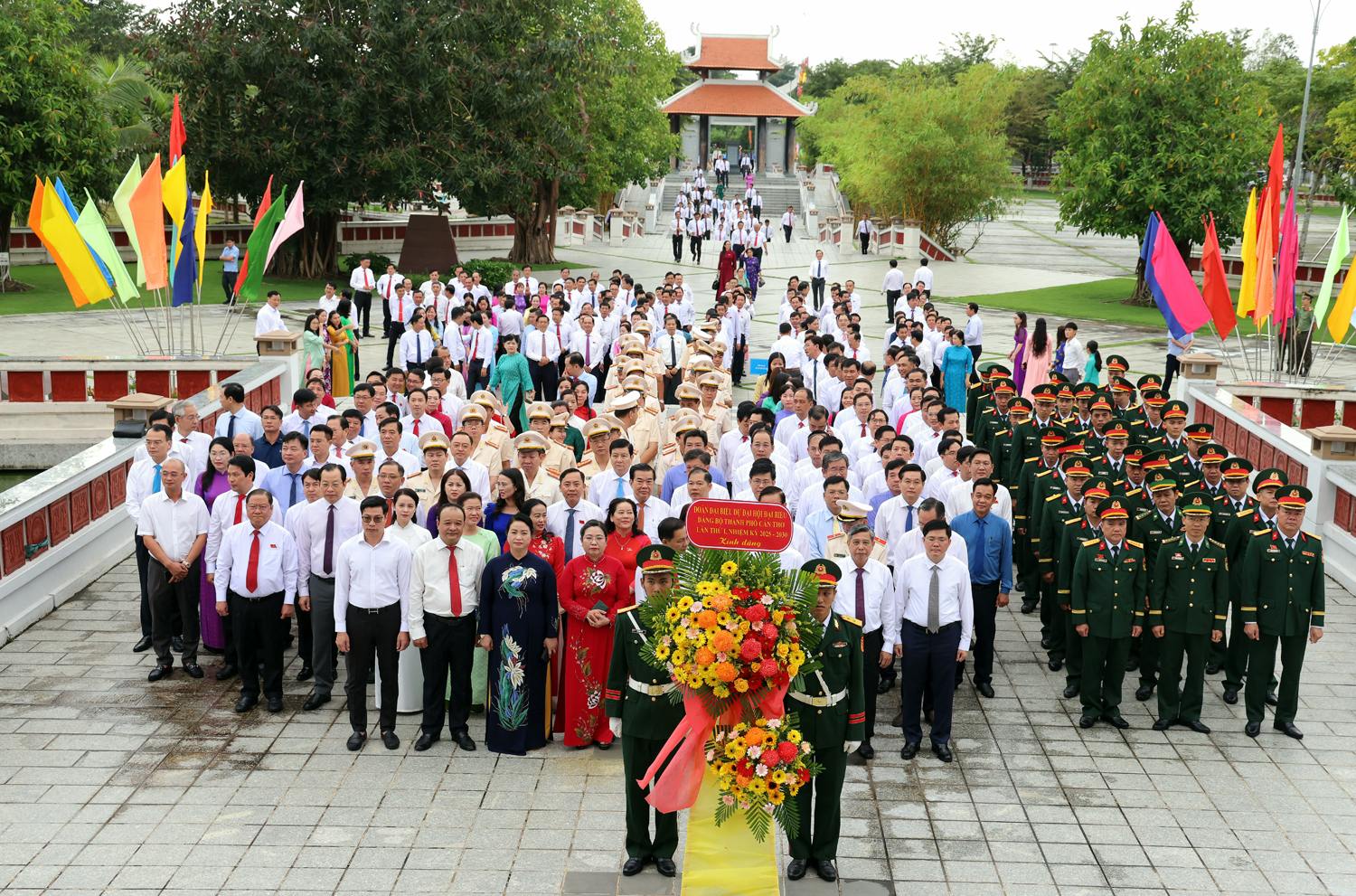 100% đại biểu dự phiên trù bị Đại hội Đảng bộ TP Cần Thơ - 6