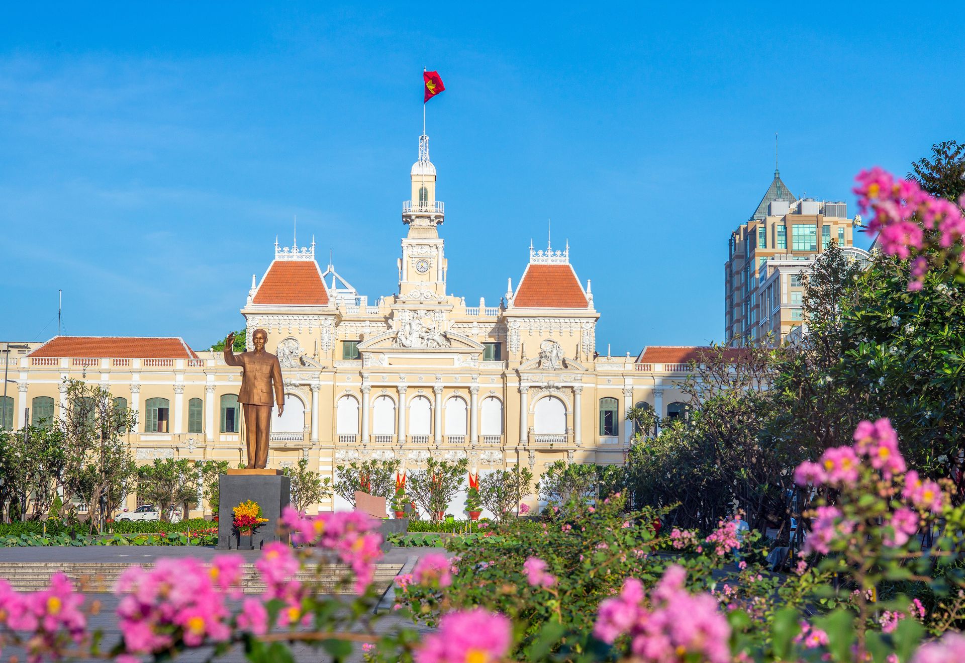 "Văn hóa soi đường" cho khát vọng vươn tầm của TP.HCM - 1