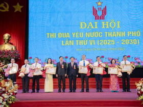  - 448 đại biểu tham dự Đại hội Thi đua yêu nước TP Huế