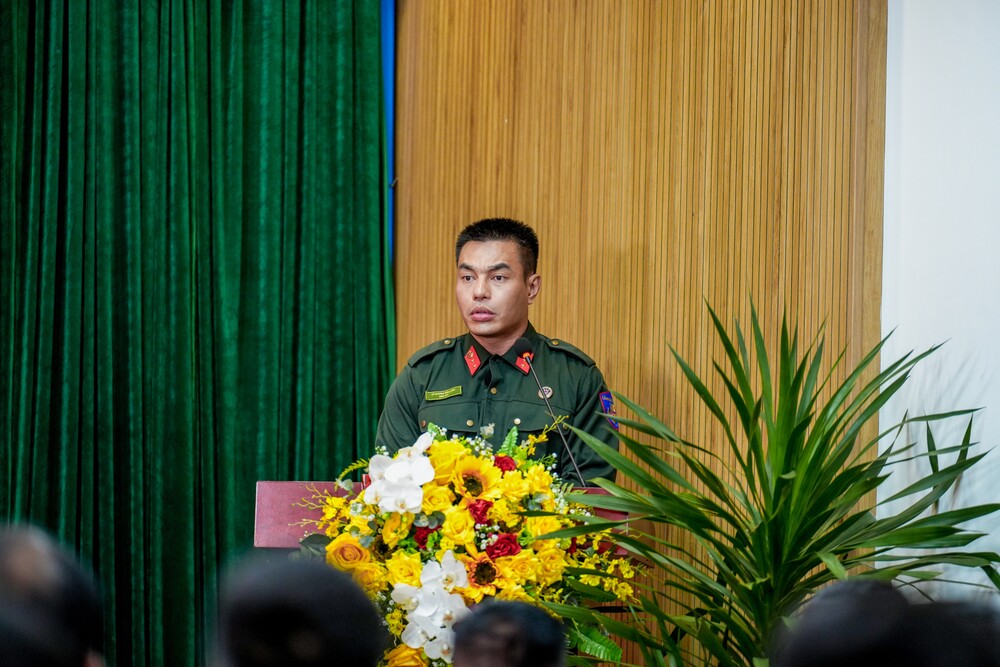 Chiến sĩ quả cảm: Kiều Minh Tuấn, Phan Mạnh Quỳnh và Hưng Nguyễn được khen thưởng, Lê Dương Bảo Lâm xúc động - 4