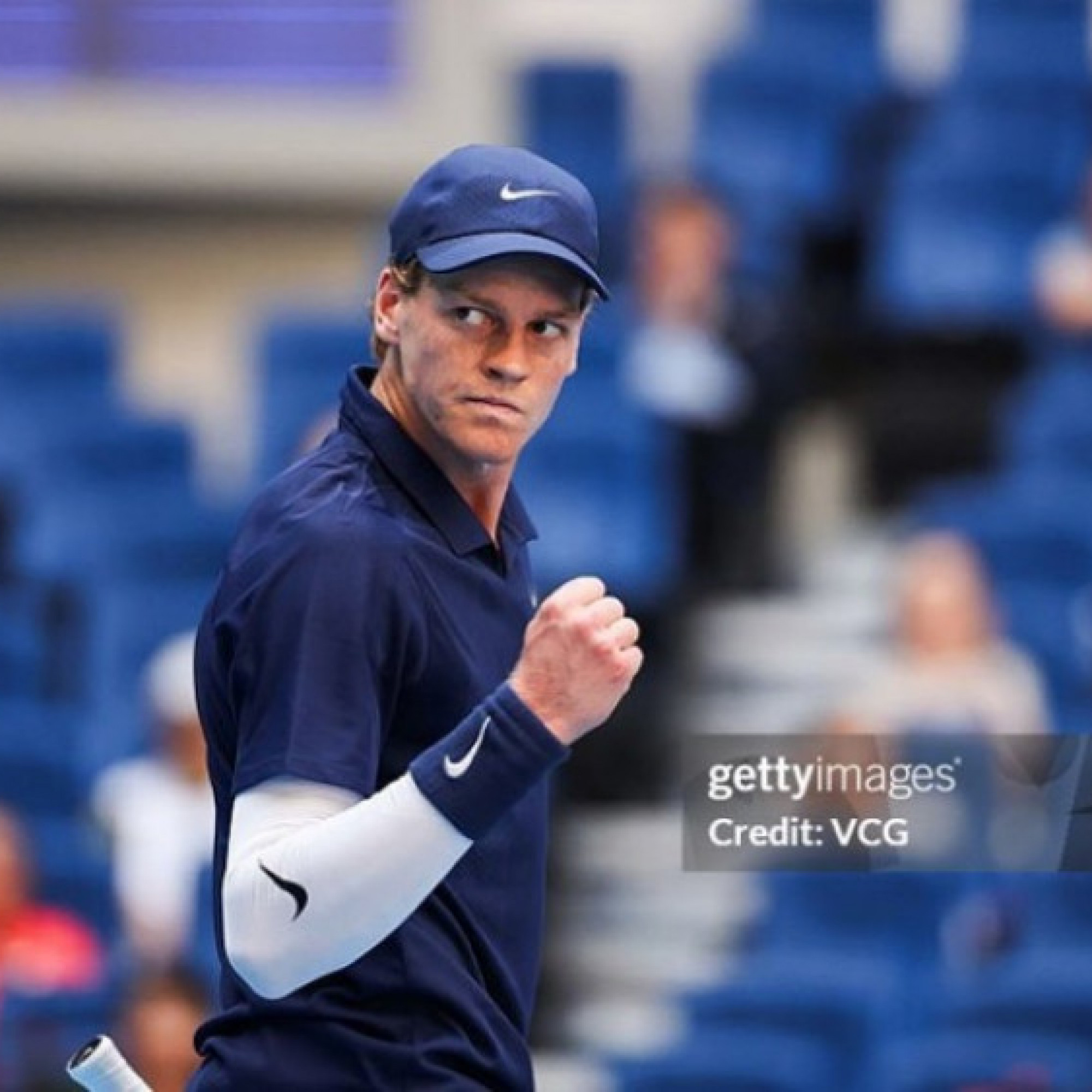  - Video tennis Sinner - De Minaur: 3 set căng thẳng, bản lĩnh đoạt vé chung kết (China Open)