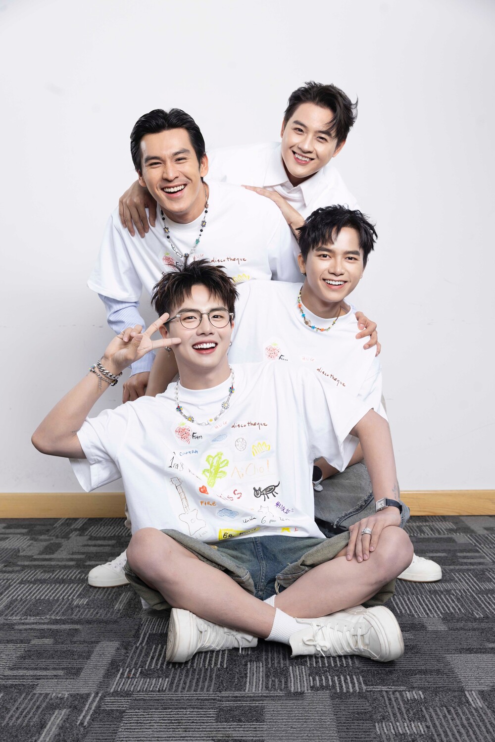 Thiên Minh, Thanh Duy, Bùi Công Nam, Duy Khánh mở fan meeting tại Hàn Quốc - 1