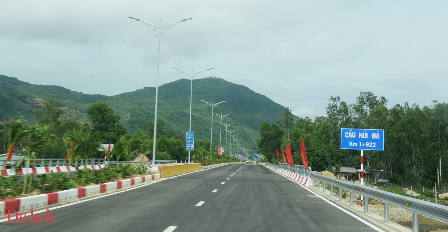 gia lai khanh thanh hai tuyen duong hon 855 ty ket noi nhieu khu du lich trong diem - 12