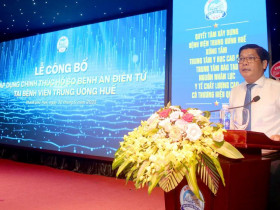  - BV Trung ương Huế bấm nút vận hành hệ thống Bệnh án điện tử