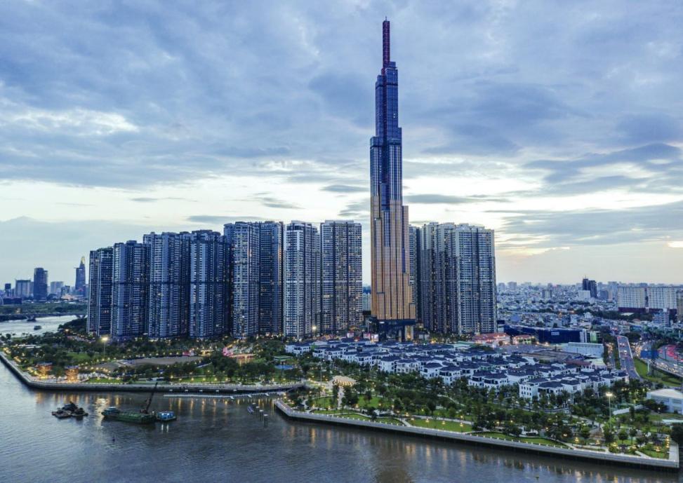 Nhận diện “đầu kéo” giúp TP.HCM cán đích tăng trưởng 2 con số - 1