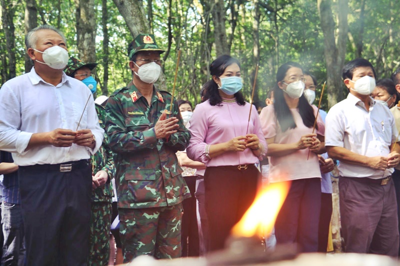 Phó Chủ tịch Phan Thị Thắng thăm “vùng xanh” Cần Giờ cùng tuyến đầu chống dịch - 4