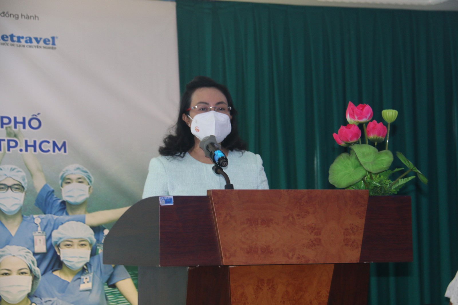 Phó Chủ tịch Phan Thị Thắng thăm “vùng xanh” Cần Giờ cùng tuyến đầu chống dịch - 1