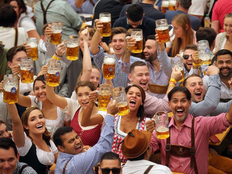 Ấn tượng với lễ hội bia Oktoberfest được ngóng chờ nhất tháng 10