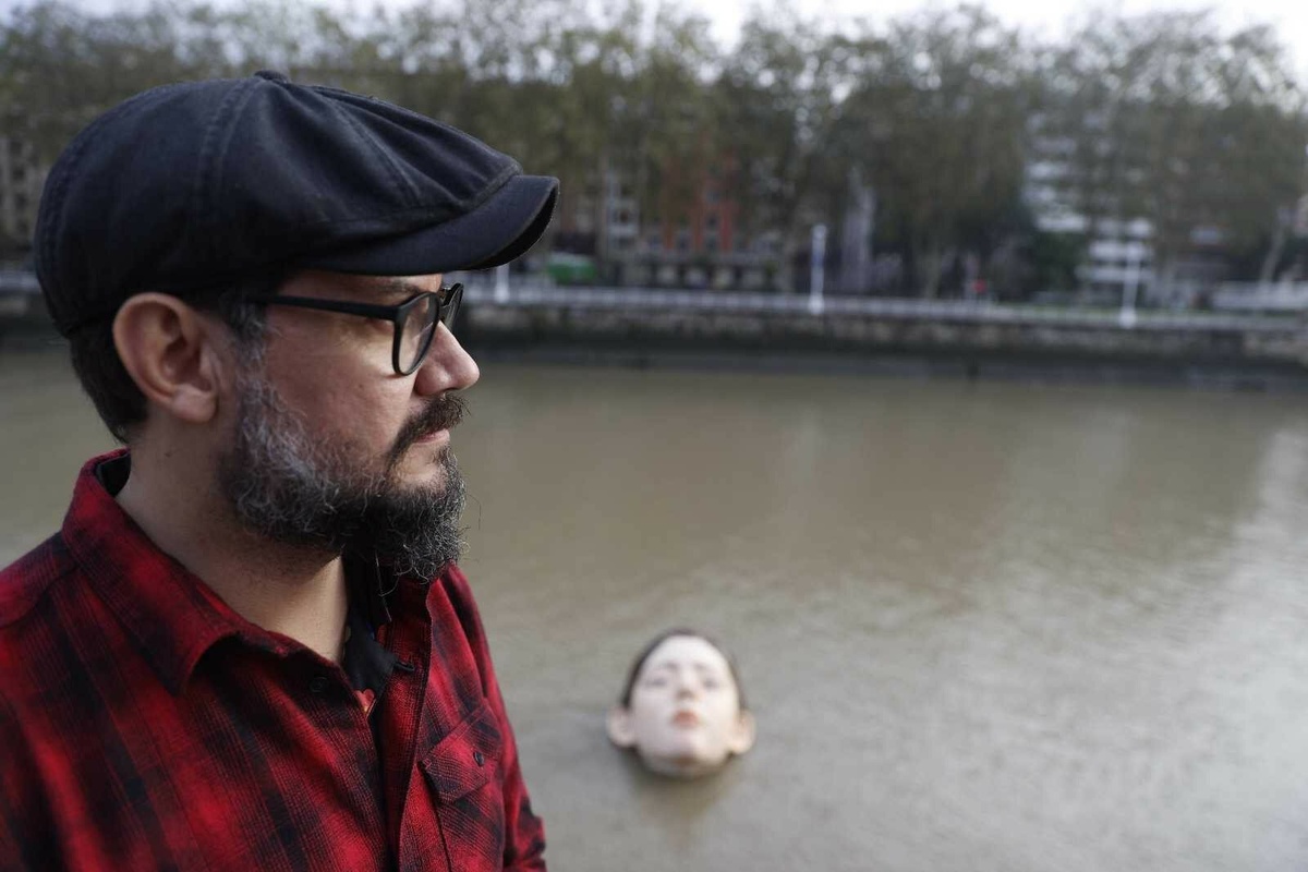 Bức tượng khuôn mặt trên dòng sông ở Tây Ban Nha - 8