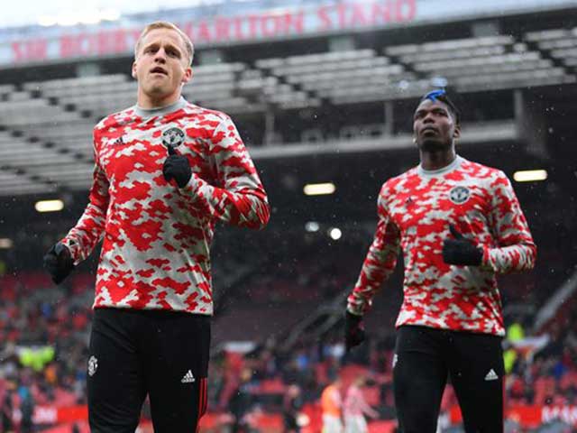 MU cần người để &#34;phục vụ&#34; Ronado, hiến kế Solskjaer “trảm” 5 SAO này - 1