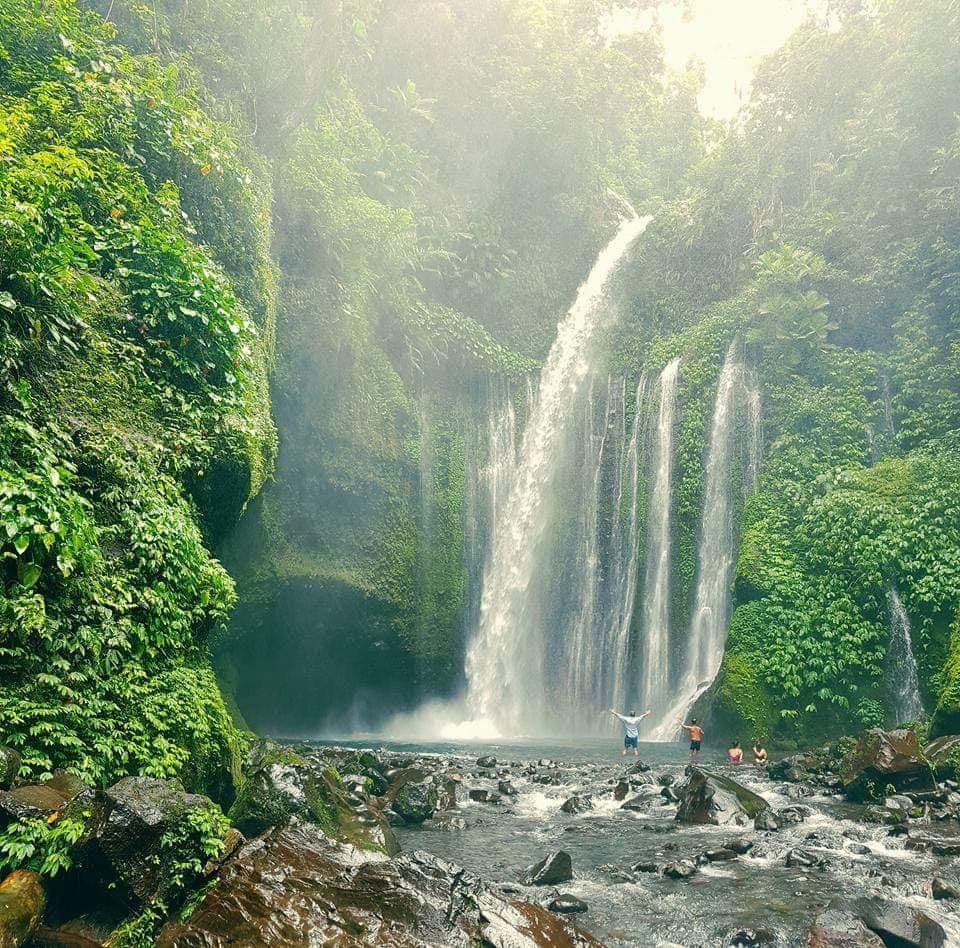 Nữ phượt thủ Việt “bật mí” loạt đảo đẹp mê hồn ở Indonesia ngoài Bali - 19