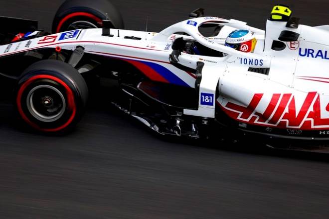 Đua xe F1, phân hạng Turkish GP: Hamilton “nhường” pole cho Bottas, Red Bull kỳ vọng chiến thắng - 3