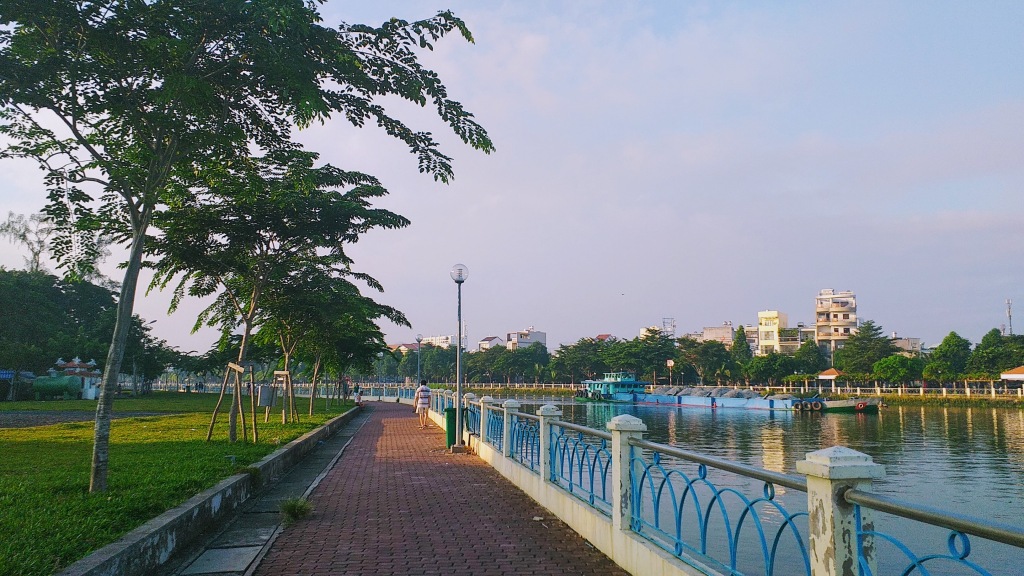 Chạy bộ sáng sớm ngắm Sài Gòn thức giấc - 3