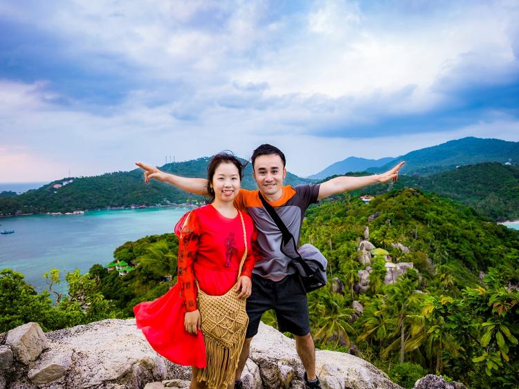 “Mắc kẹt“ 2 năm ở Thái Lan, cặp đôi Việt chi 88 triệu chu du khắp xứ chùa Vàng