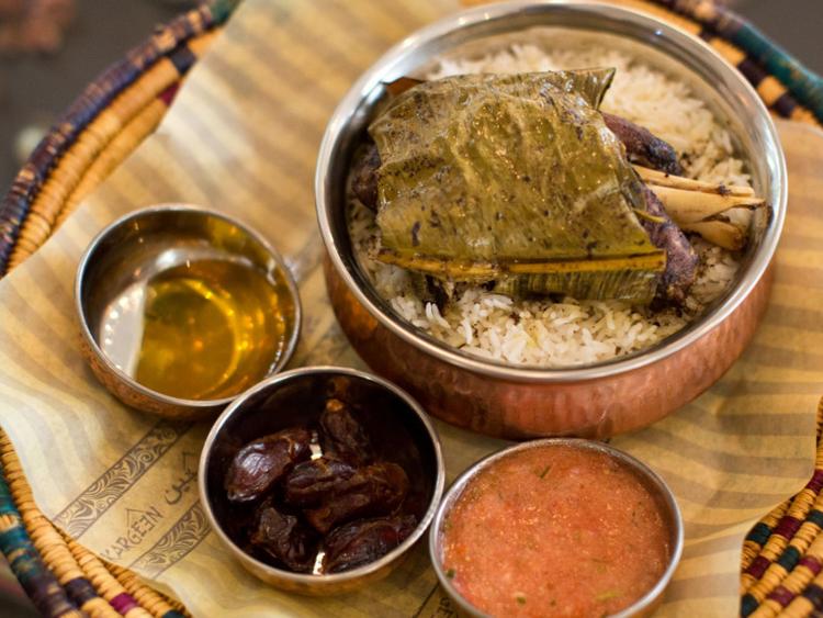 Top các món ăn đặc sản nức tiếng nhất định phải thử khi tới Oman
