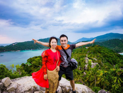 Chuyện hay - &quot;Mắc kẹt&quot; 2 năm ở Thái Lan, cặp đôi Việt chi 88 triệu chu du khắp xứ chùa Vàng