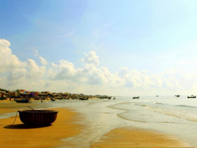 Cuối tuần xuống Long Hải leo núi tắm biển, nạp đủ vitamin “sea”