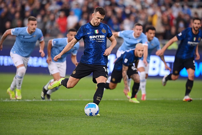 Kết quả bóng đá Lazio - Inter Milan: Đại tiệc 4 bàn, hỗn chiến & thẻ đỏ (Vòng 8 Serie A) - 1