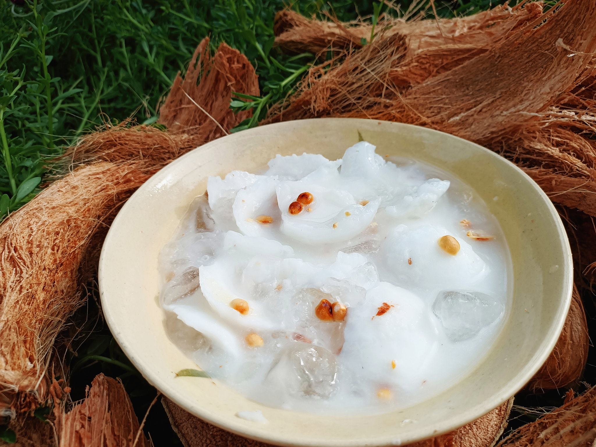 Loại dừa không có nước, mềm dẻo thơm như kem, giá đến 400 ngàn/trái ở Trà Vinh - 6