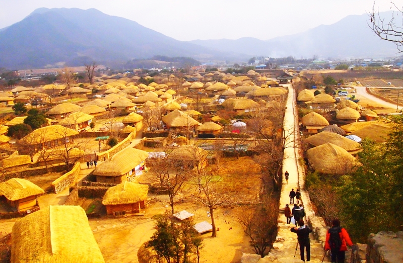 Vẻ đẹp như tranh của ngôi làng pháo đài cổ hơn 700 năm ở xứ Kim chi - 4