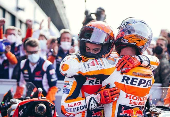 Đua xe MotoGP, Emilia Romagna GP: Chia tay huyền thoại, đón &#34;tân vương&#34; mùa giải 2021 - 3