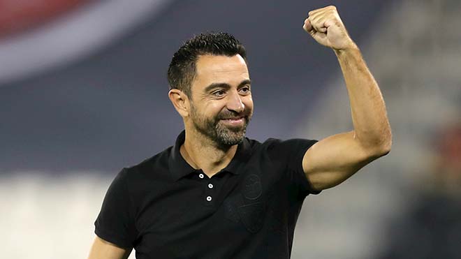 NÓNG Sergi Barjuan làm HLV tạm quyền Barcelona, Xavi đồng ý ngồi ghế nóng : Yêu cầu đón Sterling, Kounde - 1