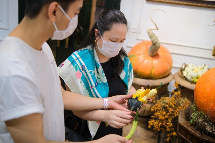 Dân Việt chi gần chục triệu đồng mua bí ngô khổng lồ trang trí Halloween - 8